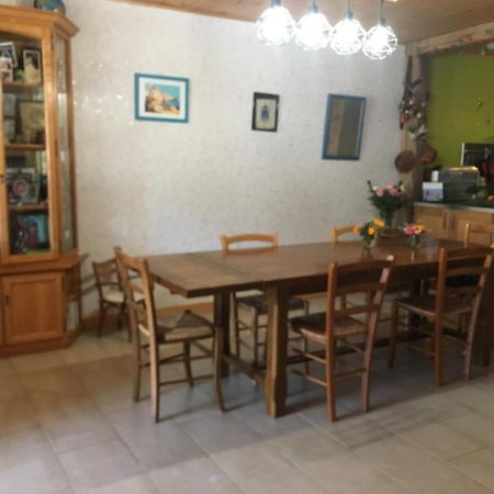 Plein Pied Village Montrond  Esterno foto